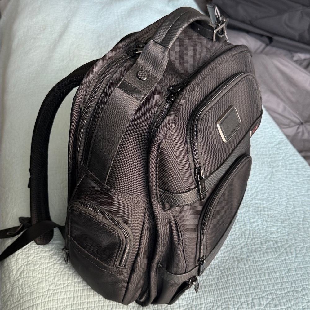 Tumi T-Pass Business Back Pack laptop